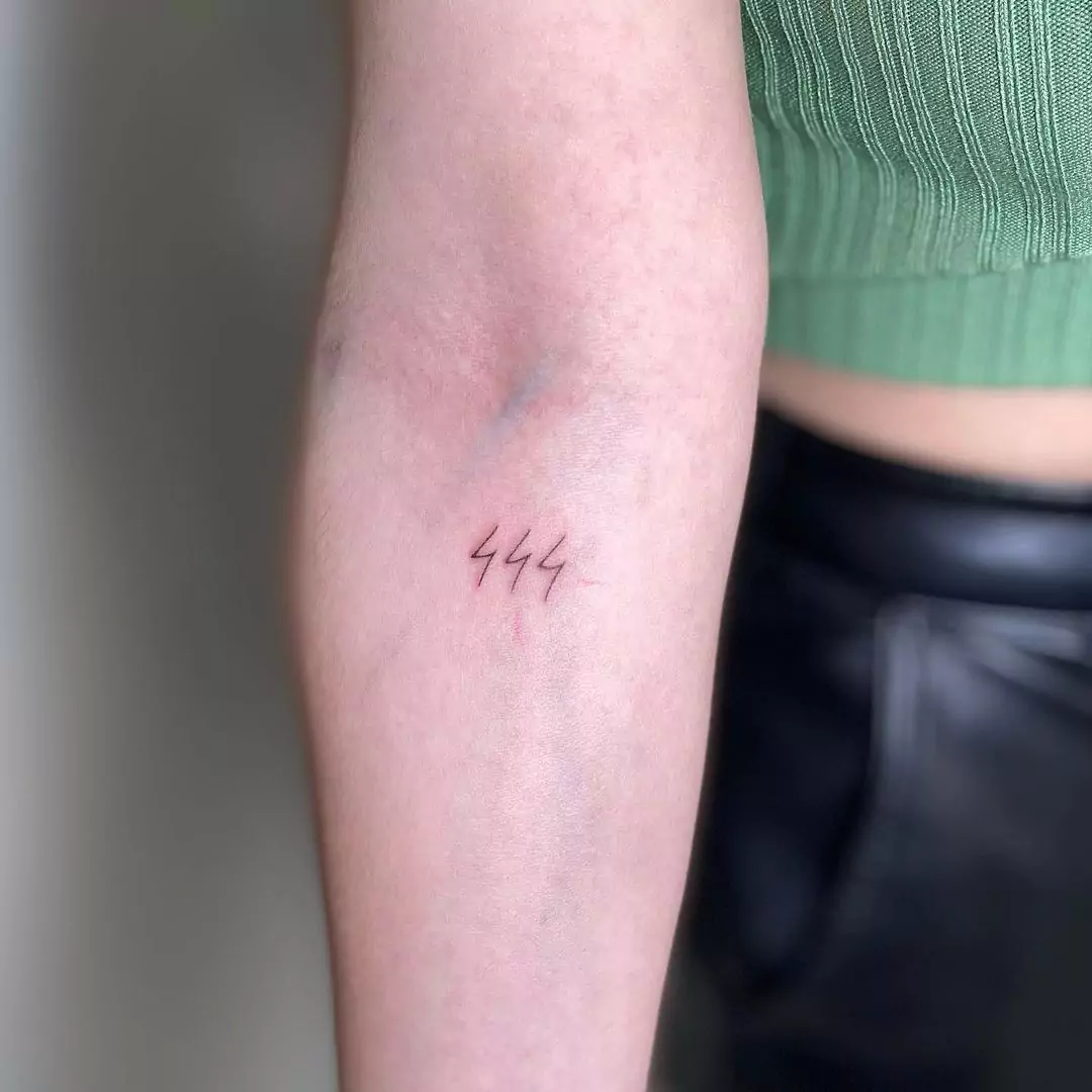 Cool aesthetic 444 Tattoo On Hand