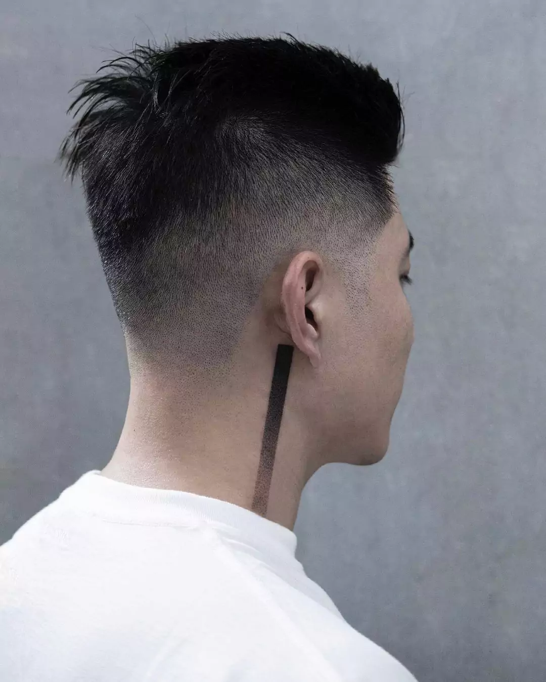 black line tattoo on the neck